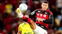 Samuel Lino explica irritação ao ser substituído: “Estressado com o campo”