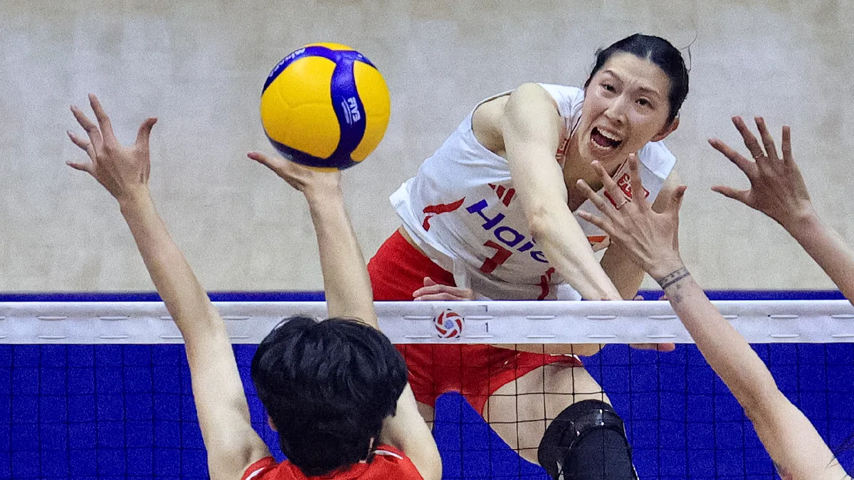 Unbeaten China sees off Vietnam, Iran awaits in AVC semifinals