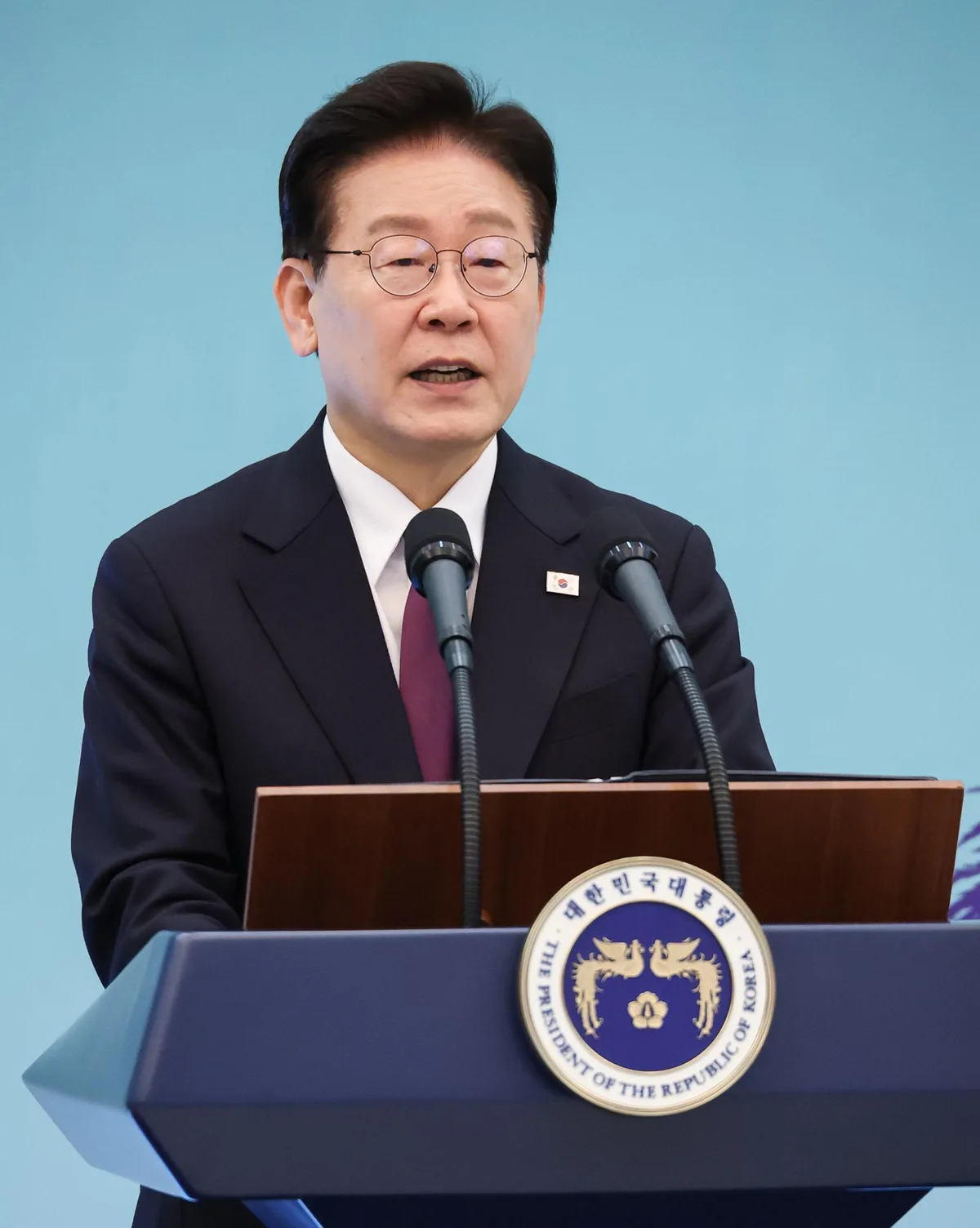 李 “함께 잘 사는 개혁은 암수술…늦으면 수술비 더 들어”