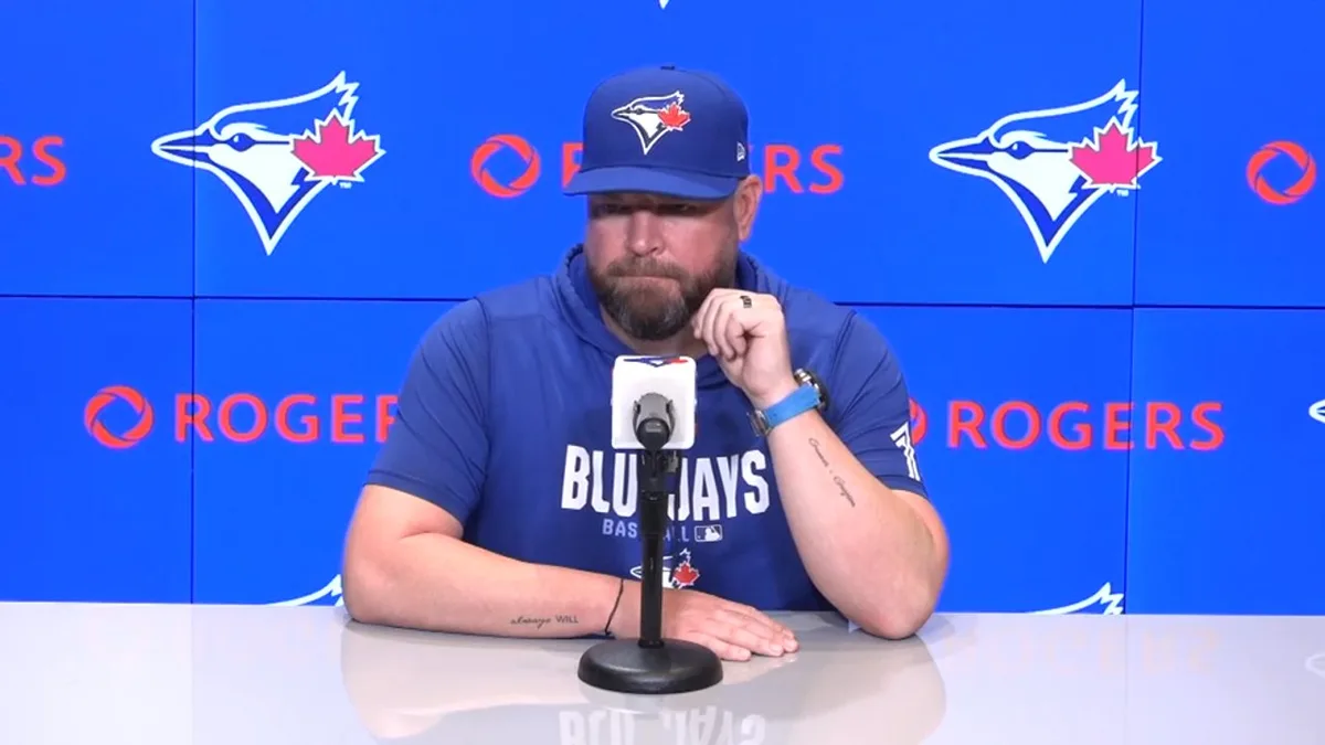 Blue Jays’ Schneider thanks ‘baseball gods’ after Contreras error
