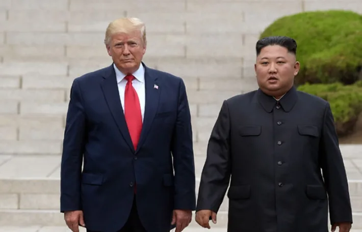 WSJ "트럼프, 올해 11월 김정은과 만남 추진"