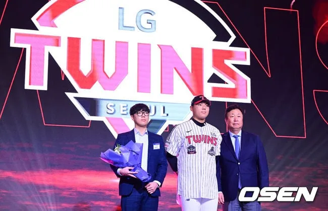[사진]LG 2027 신인드래프트 1라운드 선택은 인창고 윤예성