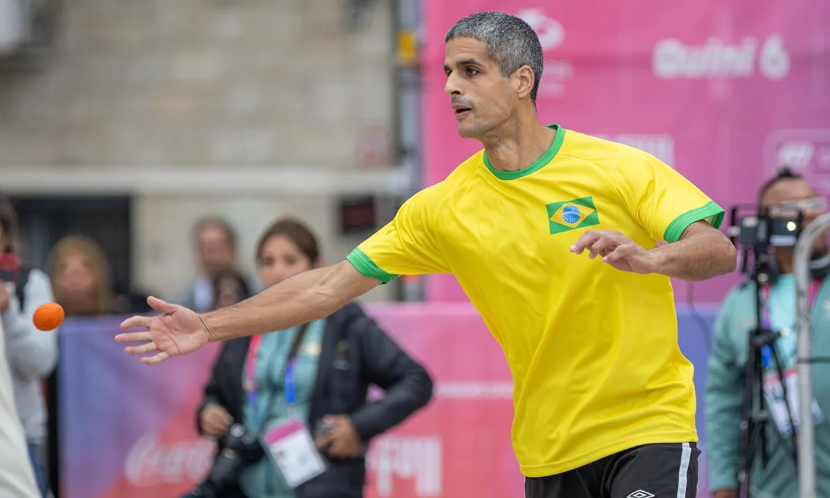 Filipe Otheguy estreia com vitória de sets diretos no frontball