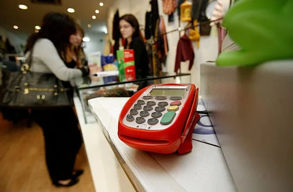 Expectativas de inflação dos consumidores sobem em agosto e pressionam zona euro