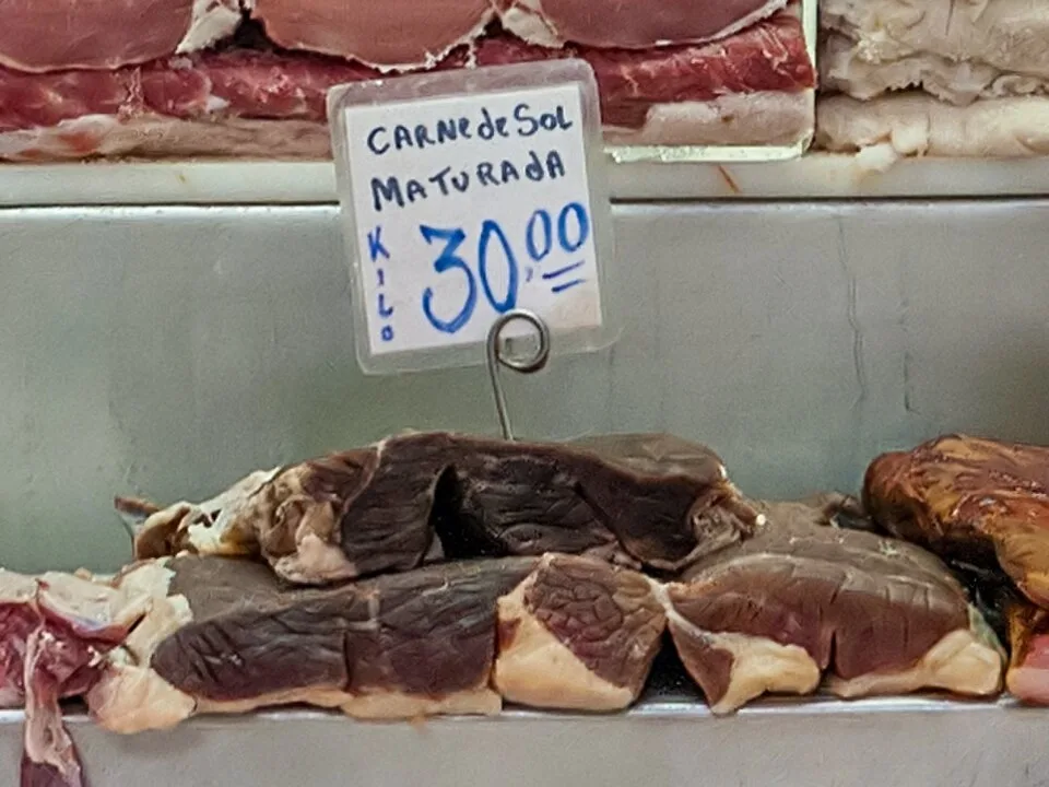União Europeia suspenderá importação de carne bovina brasileira a partir de quinta (03)