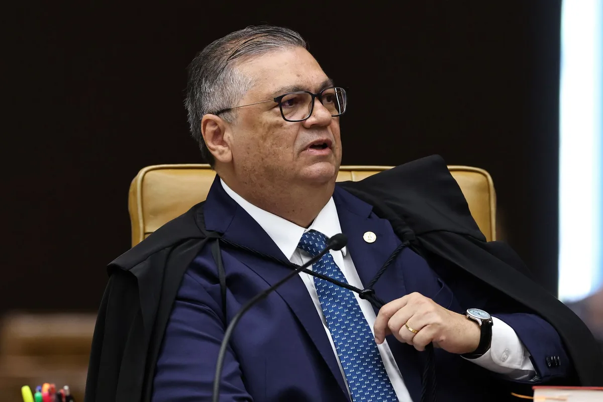 PT recorre a ação ligada ao setor de mineração para pedir que Dino investigue Flávio