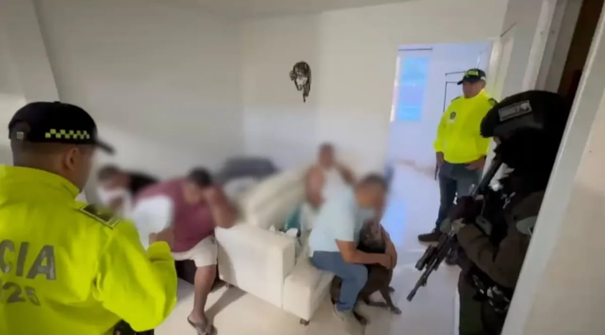 Policía desmanteló banda que logró fabricar más de medio millón de dólares falsos en La Unión, Valle: el Servicio Secreto de EE. UU. les siguió el rastro