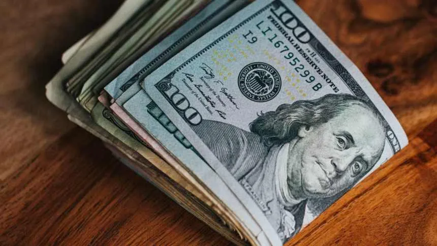 Dólar oficial se mantiene en alza: Así se cotizó este 26Ago