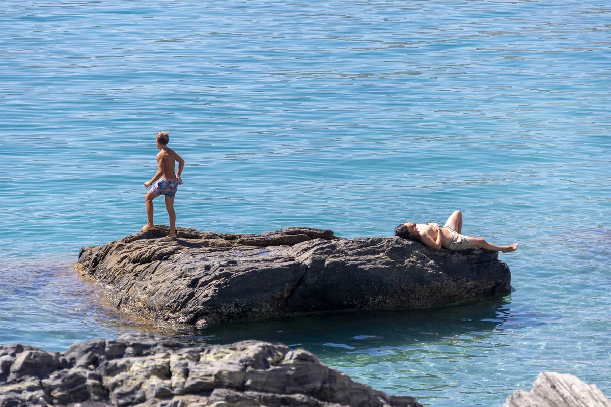 Noches tropicales y más de 35 grados en el inicio de septiembre: la Aemet prevé temperaturas altas y tiempo estable