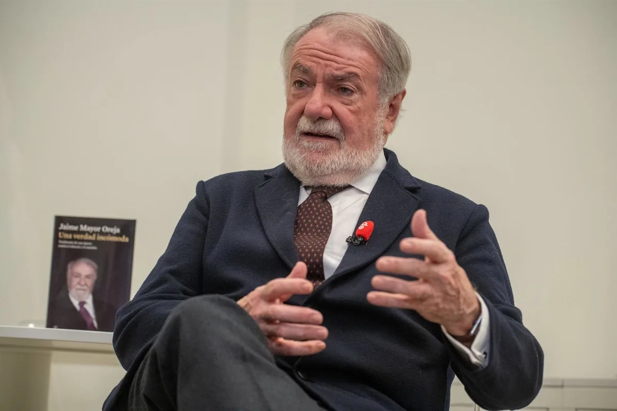 Los exministros Mayor Oreja y Trillo se citan mañana en Madrid para debatir sobre Ceuta y el "desafío" de Marruecos