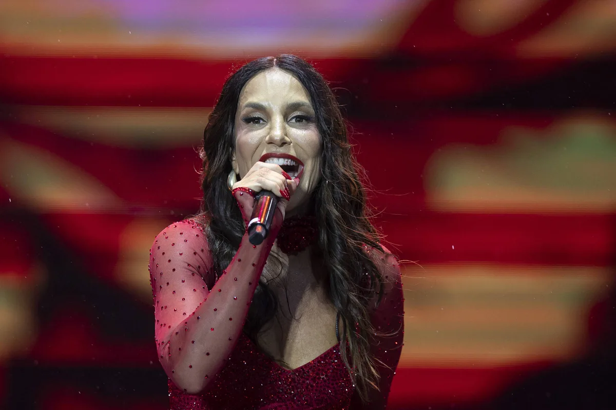 Ivete Sangalo faz show latino em dia dedicado às mulheres no Rock in Rio