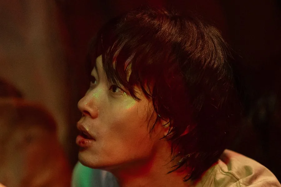 Ryu Jun Yeol’s Fingernail Becomes The Key To His Identity Being Stolen In New Drama “Mousetrap”