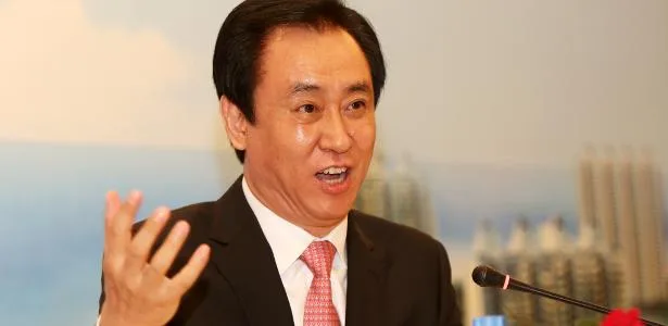 Justiça condena fundador da Evergrande e ex-homem mais rico da Ásia à prisão perpétua
