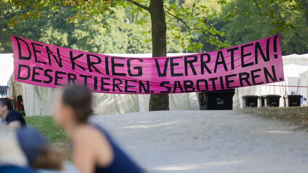Protest gegen Aufrüstung: Kriegsgegner organisieren erneut Protestcamp in Köln