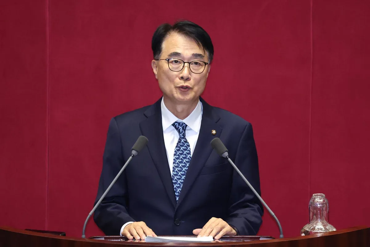 與김준환, 탈북민 출신 野의원에 “김일성 만세 부르던 사람”