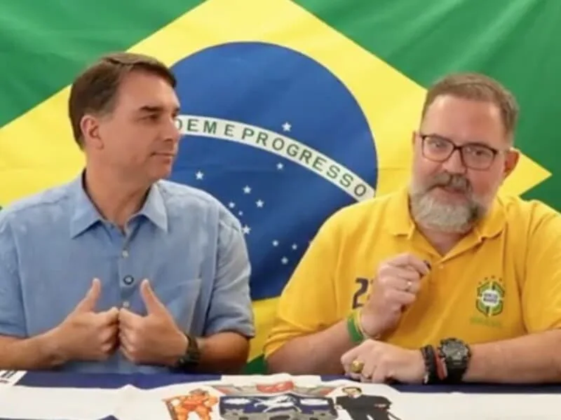 Flávio reclama de ataques da centro-direita: "estou sozinho de novo"