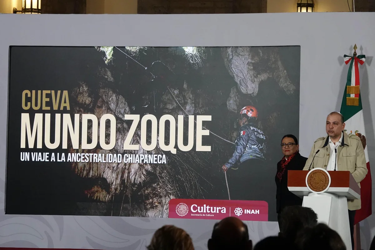 INAH presenta hallazgo de Cueva Mundo Zoque con 13 ofrendas y 179 piezas prehispánicas