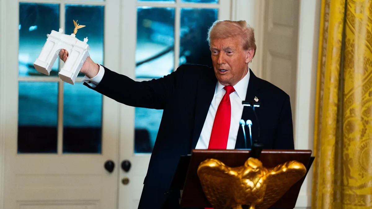 Safety Experts Warn of Risks Created by Trump's Militarized Arch Plan