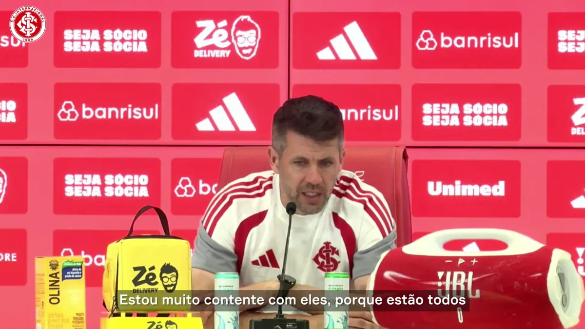 Pezzolano comenta empate no Gre-Nal 453: “É normal pelo momento dos times”