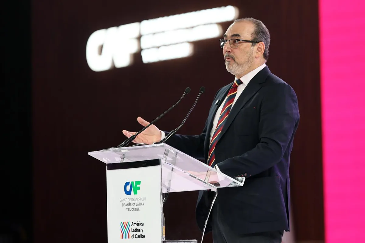 CAF destinará 12.000 millones de dólares para impulsar la transformación digital regional