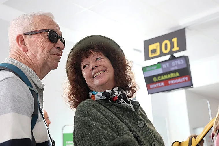 El aeropuerto de Córdoba alza su récord de pasajeros anual con cuatro meses aún de actividad por delante
