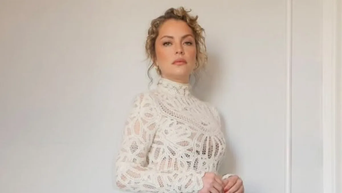 Dolores Fonzi llevó a San Sebastián sus looks más originales: encaje, denim reciclado y kimonos de Malvinas