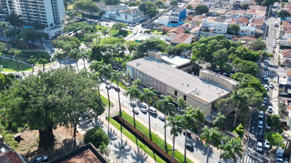 Americana fortalece investimentos com contas em dia