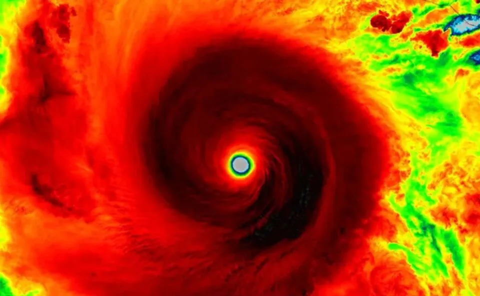 Assustador! El Niño faz furacão monstro explodir em intensidade raramente vista; veja análise meteorológica