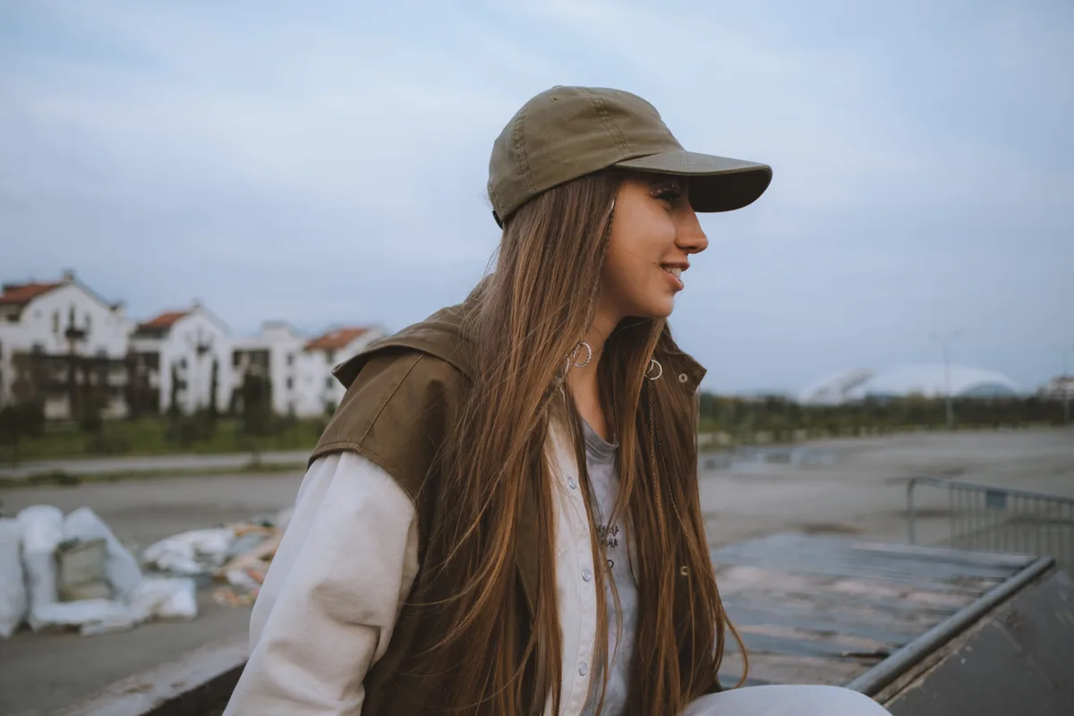 Los psicólogos están de acuerdo: los que usan gorra todos los días tienen una necesidad profunda de expresar la individualidad