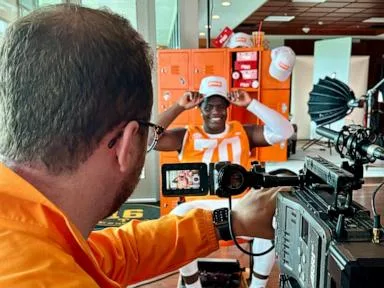 Inside Tennessee’s NIL 'carwash' day, a multimedia smorgasbord to help athletes cash in