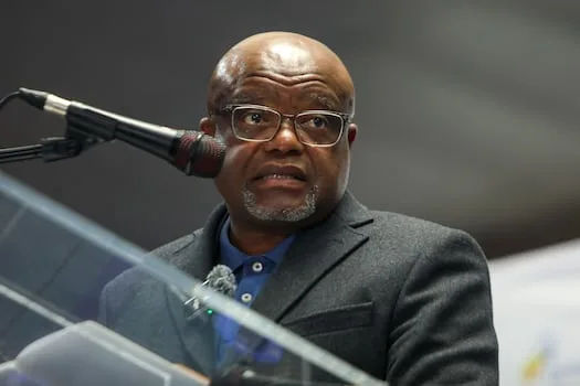 Morero apologises for telling resident ‘you’re talking sh*t’
