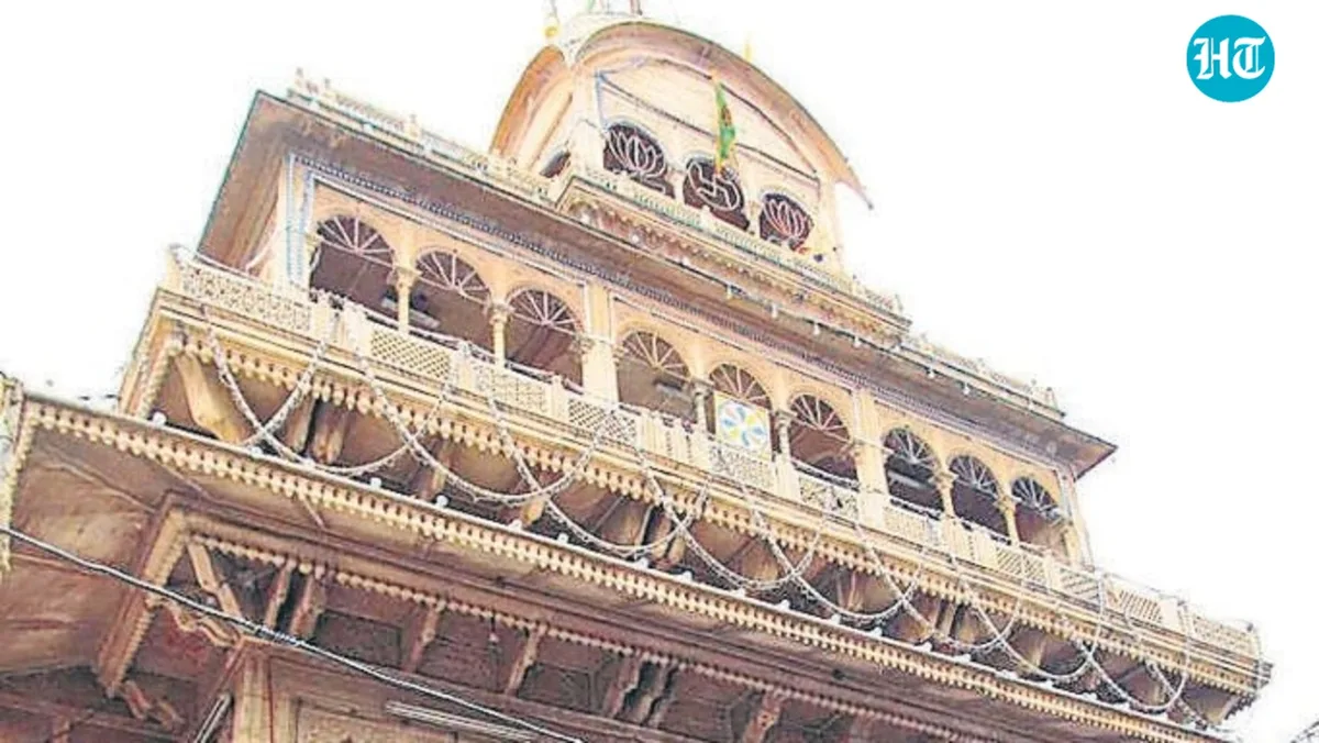 ‘First, donation must be to deity’: SC directs transparent system for Vrindavan's Banke Bihari Temple offerings