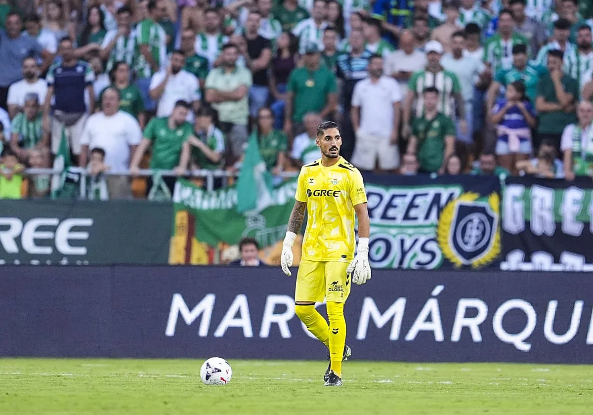 De la Fuente no cita a Valles, el portero más en forma de LaLiga