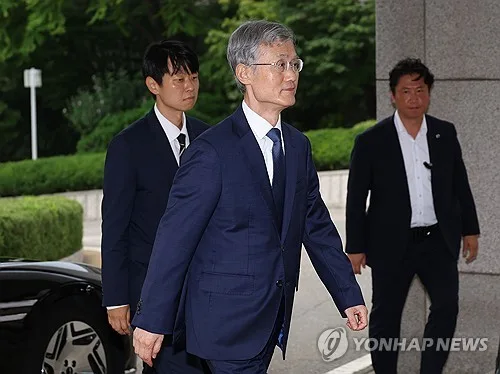 靑 재제청 요구에 대법원은 후속대응 논의…"제청권 무력화" 지적도