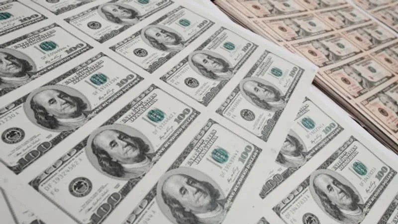 40.000 Franco-Américains ne veulent plus que leurs données bancaires soient transmises au fisc états-unien: une association dépose un recours devant le Conseil d'État pour suspendre l'accord entre Paris et Washington
