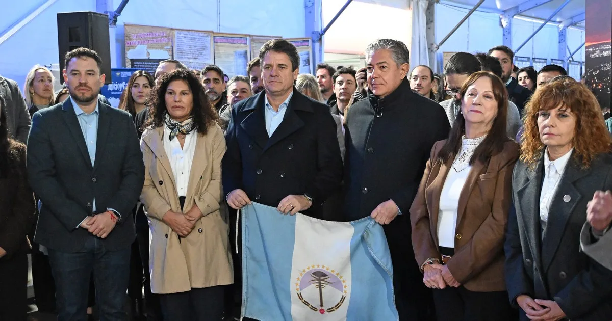 La Feria del Libro 2026 en Neuquén quedó oficialmente inagurada: «Es un orgullo», destacó Mariano Gaido