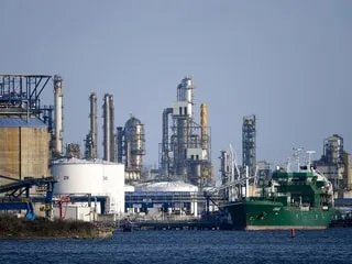 Grève chez TotalEnergies : le mouvement reconduit dans la raffinerie de Normandie et dans des stations-service