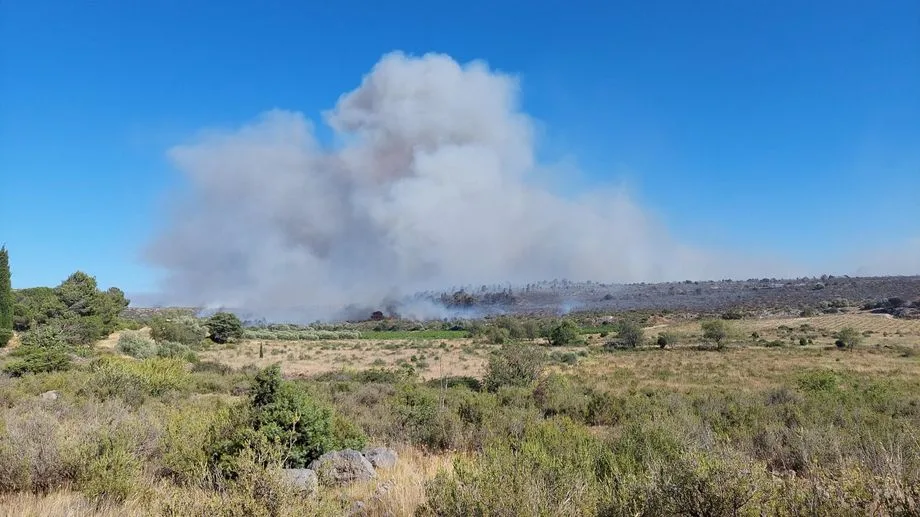 "Ils font n’importe quoi" : l’agacement monte après deux incendies provoqués par des exercices militaires à Opoul