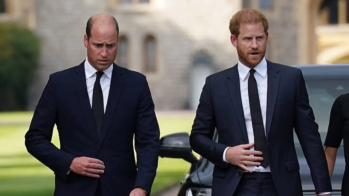 El príncipe Guillermo está “furioso” ante el regreso de Harry y Meghan Markle a Reino Unido: el heredero no quiere reconciliarse con su hermano