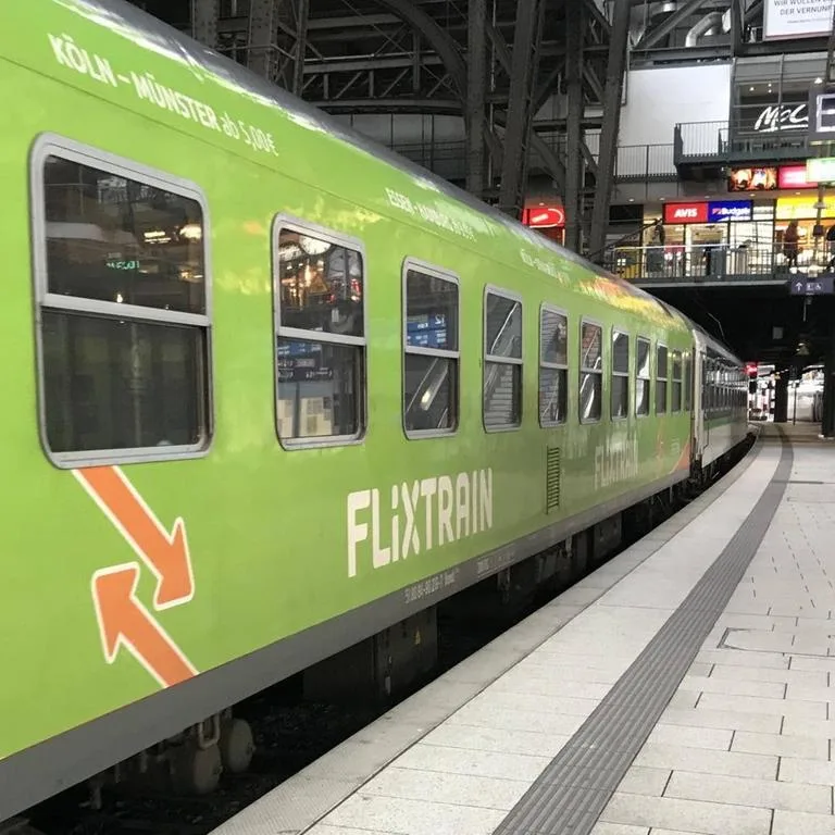 Flixtrain baut Fernverkehr aus - Stundentakt zwischen Hamburg und Berlin geplant