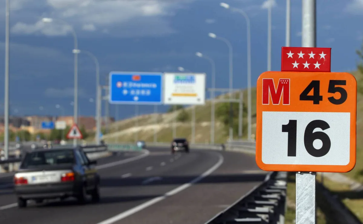 El Gobierno de Ayuso pone la lupa sobre las empresas que han cobrado 2.045 millones por la carretera M-45 y su peaje invisible