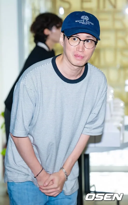 타블로, 팬들에게 직접 사과 “멤버 중에 소시오패스 있다”