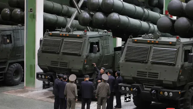 Coreia do Norte anuncia que testou novo sistema de lança-foguetes