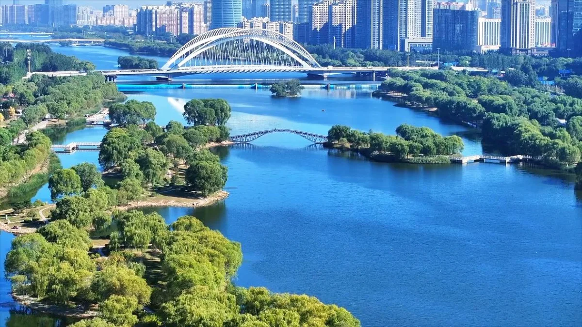 30-year restoration takes ecological decline to autumn scenery
