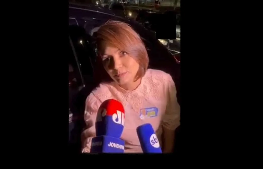 Michelle Bolsonaro desconversa sobre agenda com Flávio: “precisa ver”