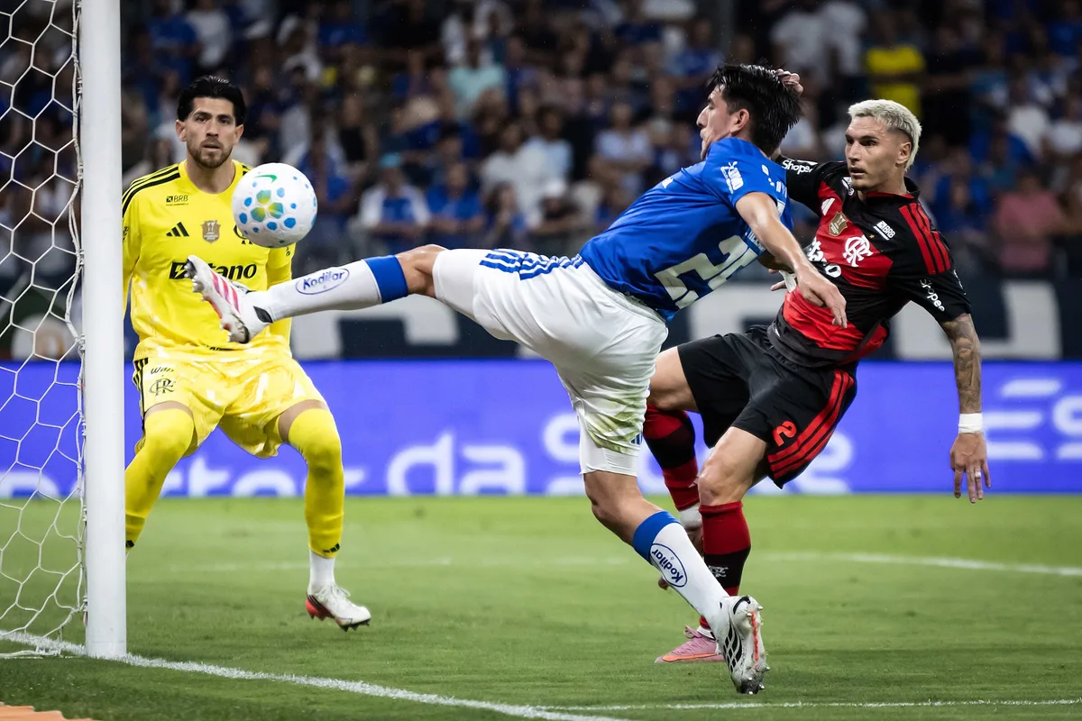 Análise: Flamengo perde controle após 1º tempo quase perfeito, e cansaço não pode ser desculpa