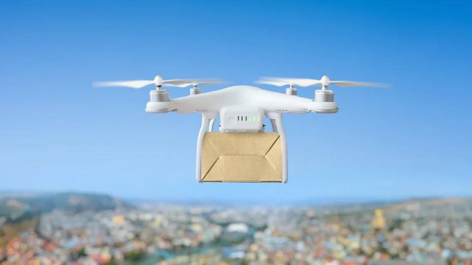 Technik noch ausbaufähig: Amazon-Lieferdrohne versenkt Paket im Pool