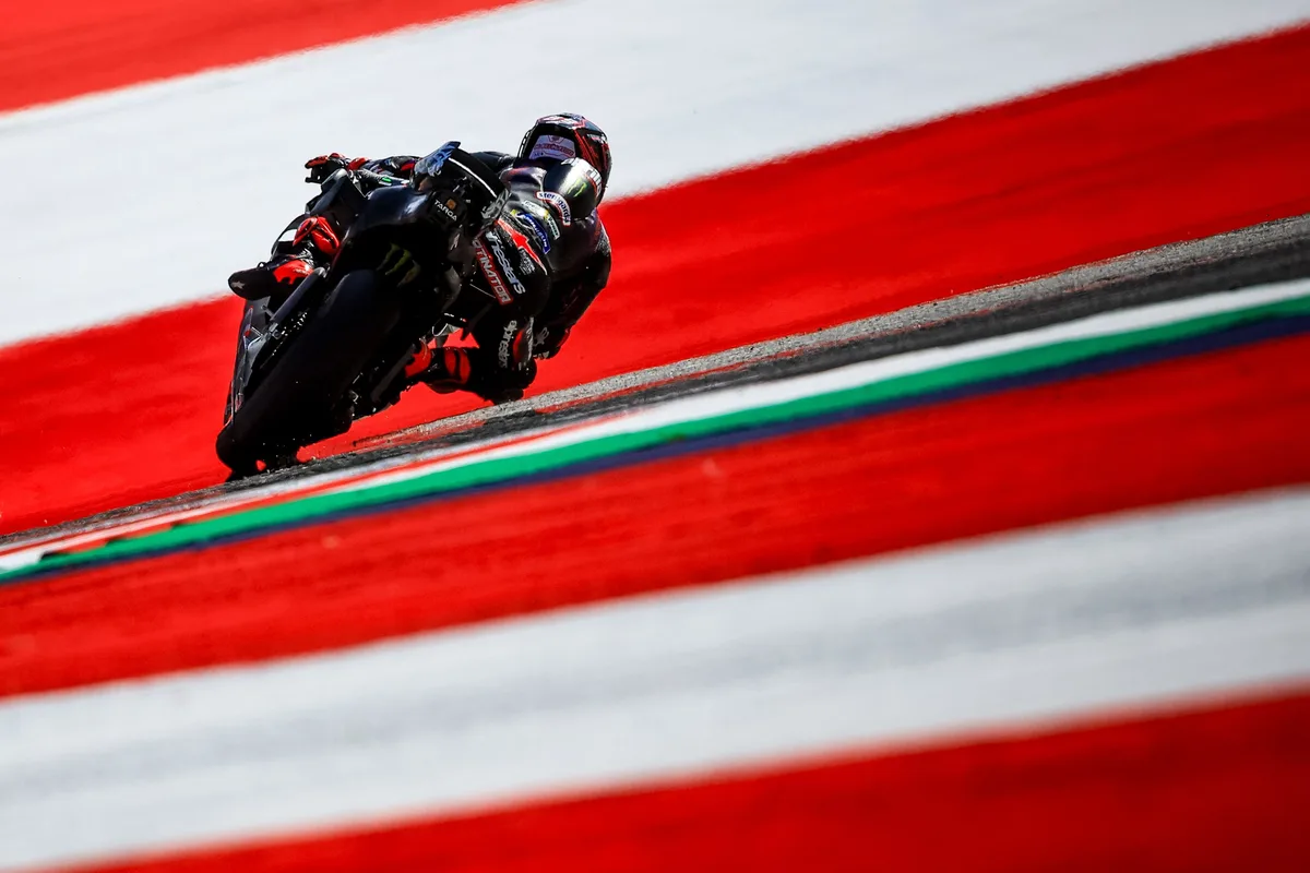Primera fila de lujo: Martín, Márquez y Acosta