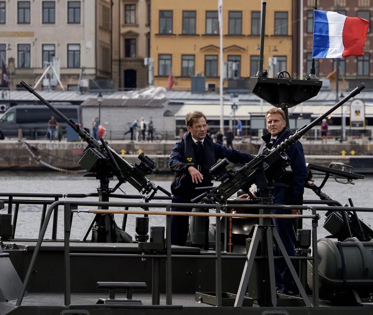 França e Suécia fecham acordo bilionário militar para ‘fortalecer pilar europeu’ na Otan