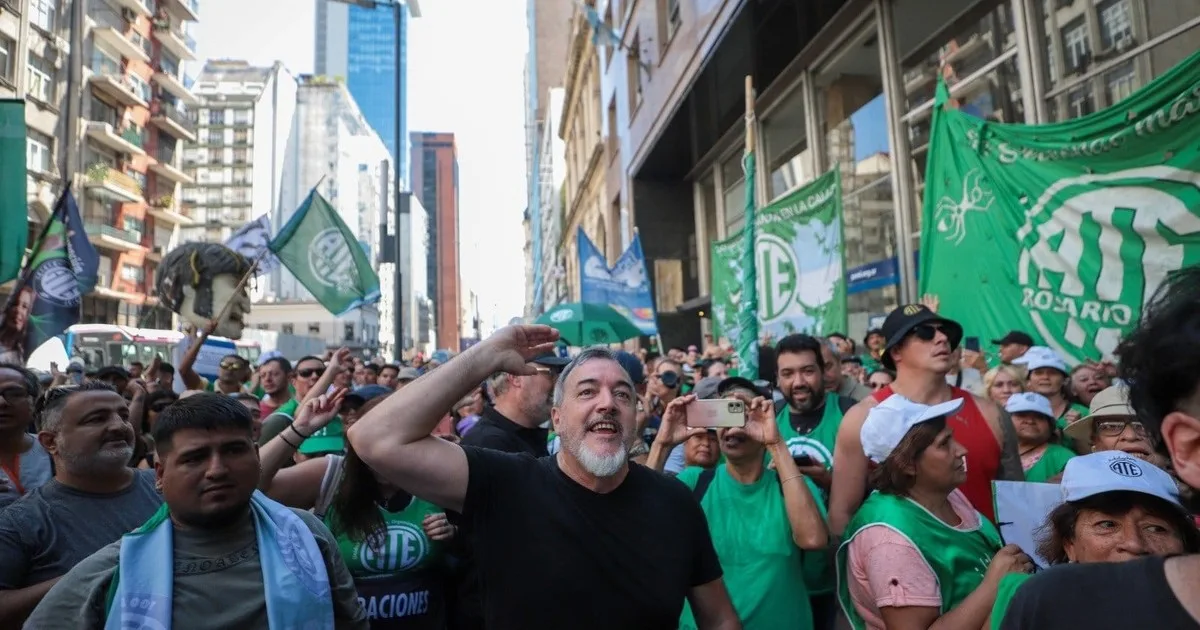 El Gobierno descontará el día a los estatales que adhieran al paro y ATE desafía: “El acatamiento será casi total”
